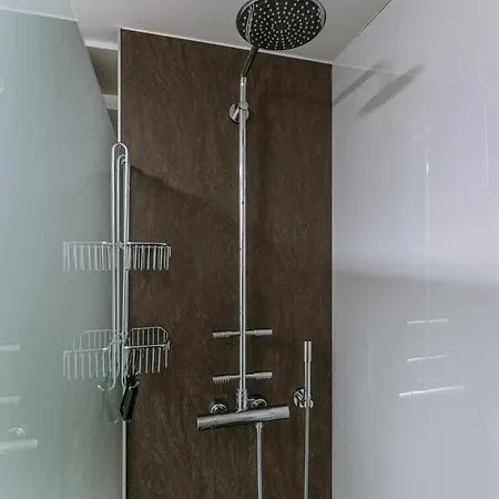 Bel Air - Stylish 2-bedroom Near The Sea T76 شقة *