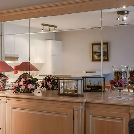 Bel Air Holiday - Stylish 2-Bedroom Apartment Near The Sea T76 Oostende