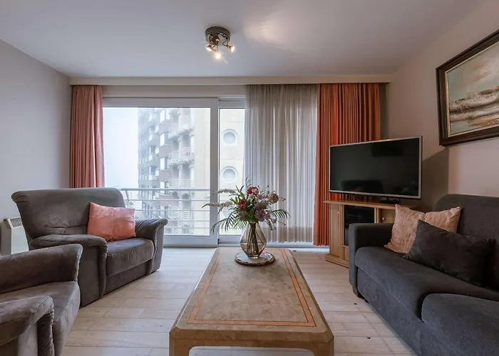 Bel Air - Stylish 2-bedroom Near The Sea T76