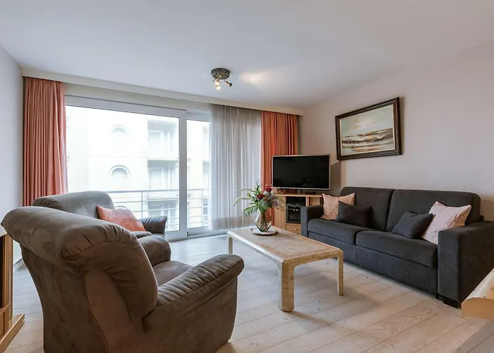 Bel Air - Stylish 2-bedroom Near The Sea T76